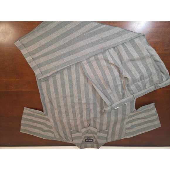 Mens Dress Shortsleeve Shirt Pants Set by Milano Moda Shirt XL Pants 38 Striped - Picture 9 of 11